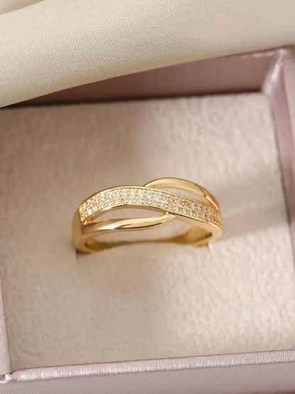 Signature Zirconia Ring
