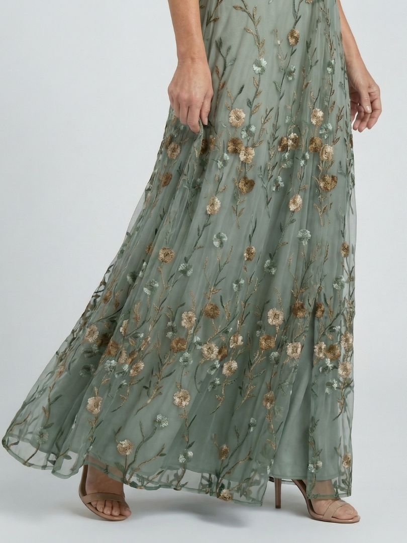 Delvina | Halter Bloom Flow Maxi Dress