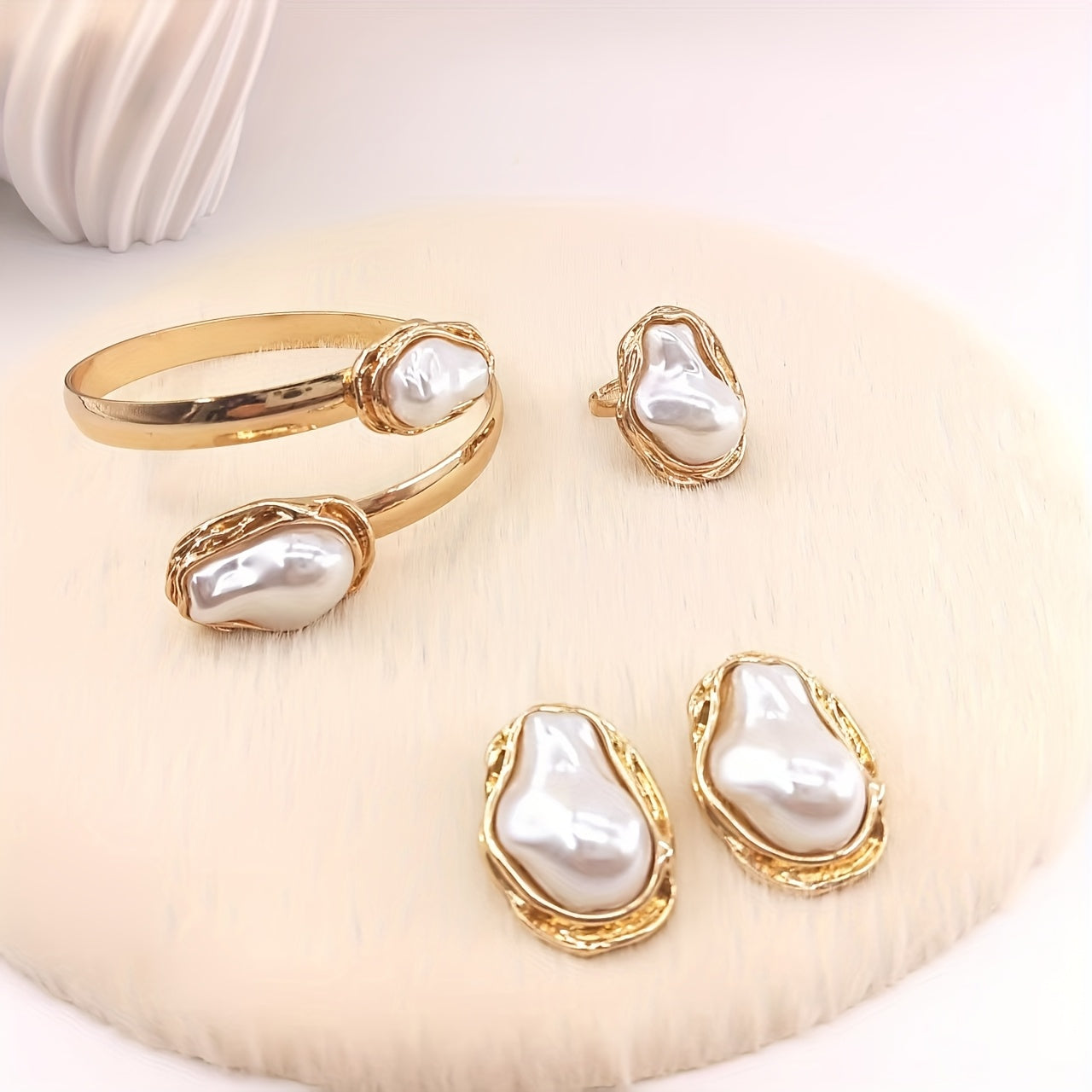 Vintage Pearl Sculpt Set