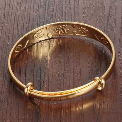 Diamond-Cut Star Bracelet