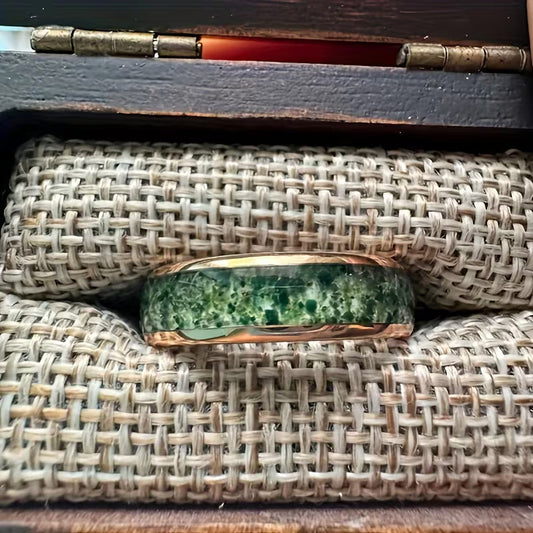 Emerald Band Ring