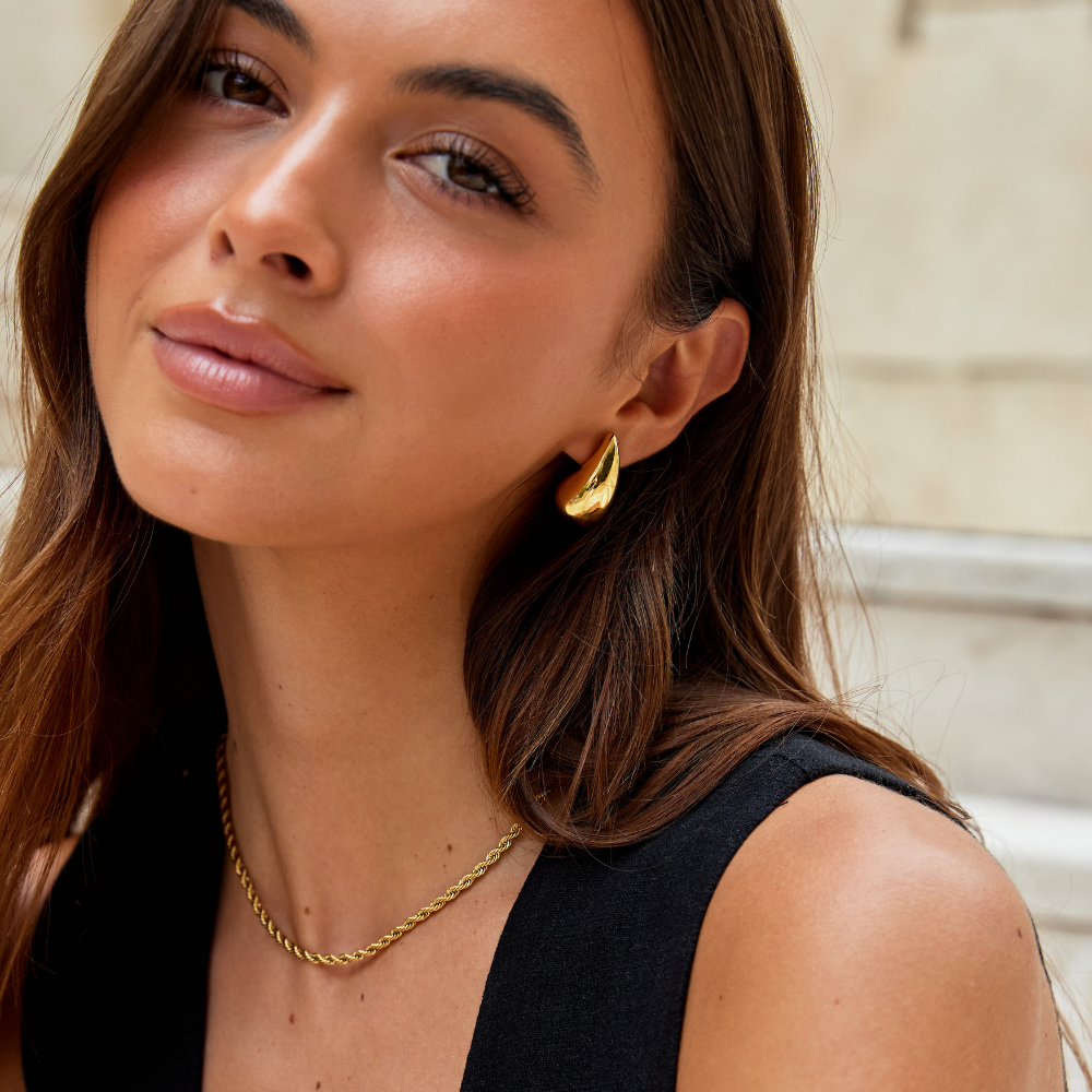 Minimal Teardrop Earrings