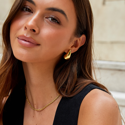 Minimal Teardrop Earrings
