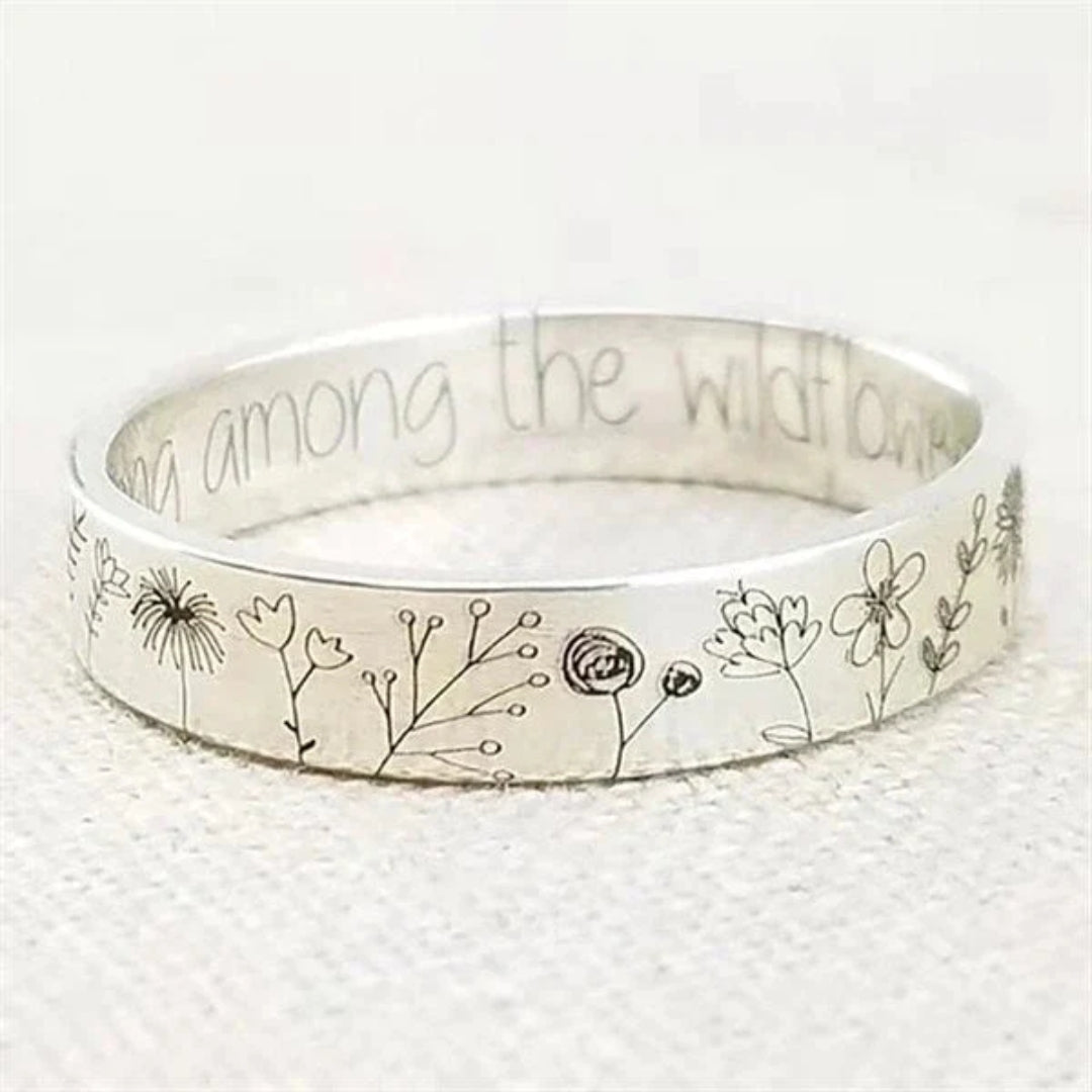 Quiet Form Ring