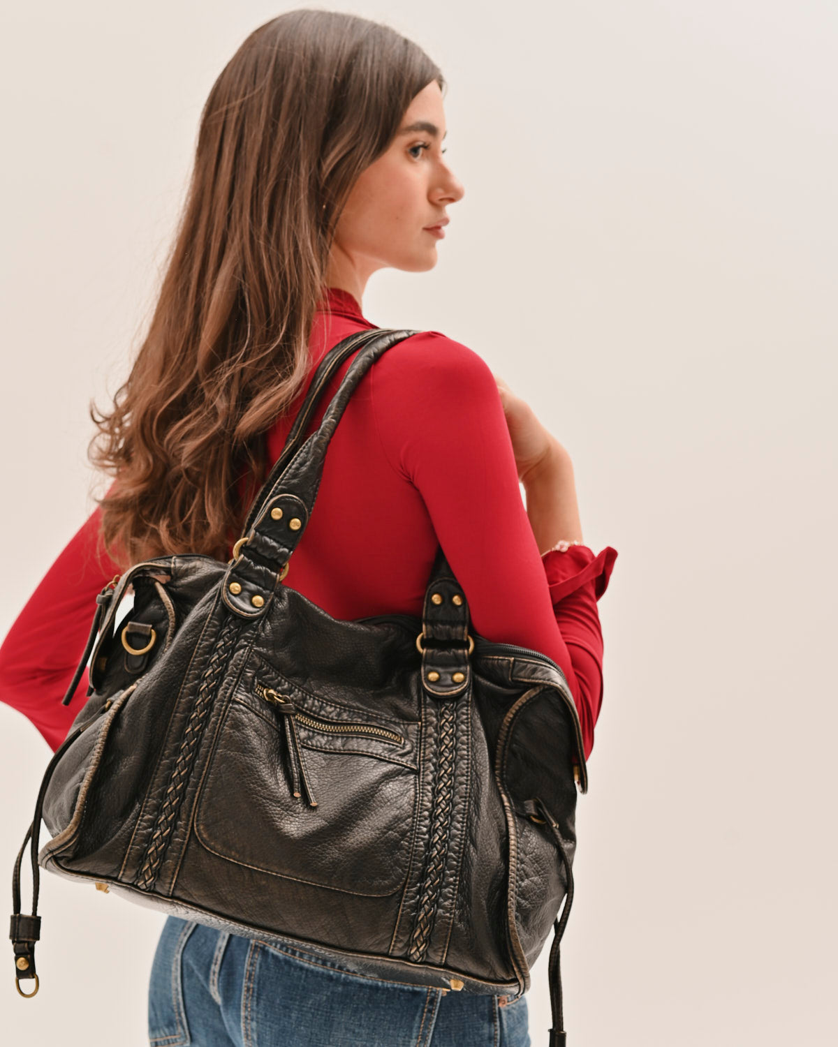 Edyisa black vintage leather city bag, front view