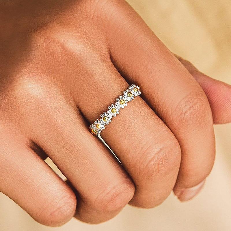Adjustable Daisy Meadow Ring