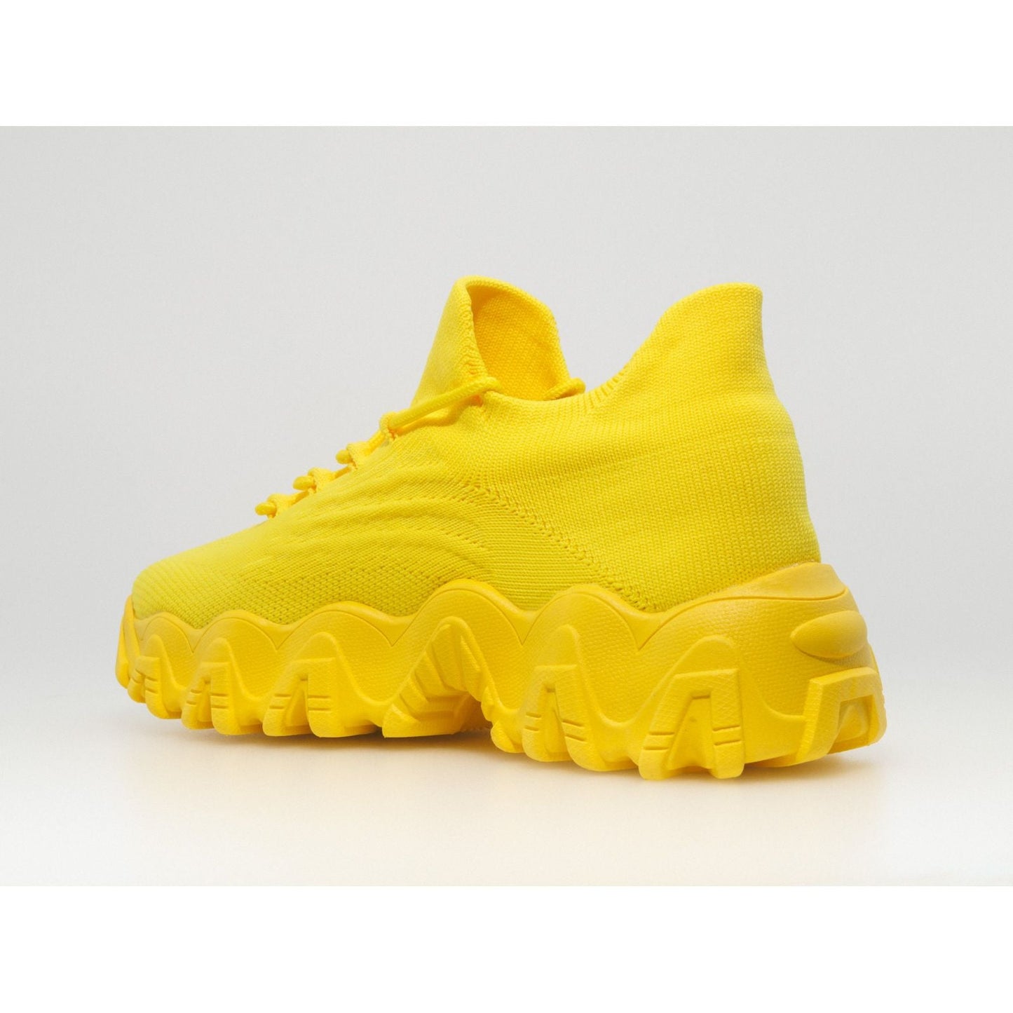 Clara | Orthopedic Comfort Nursing Shoes - Banana Yellow
