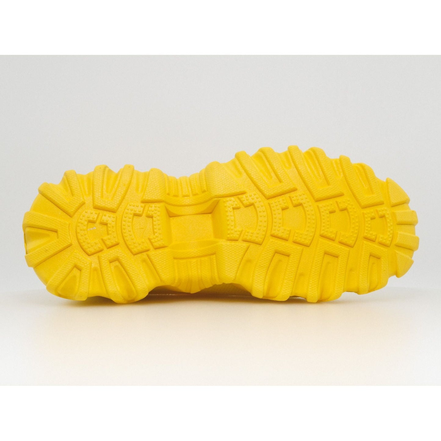 Clara | Orthopedic Comfort Nursing Shoes - Banana Yellow