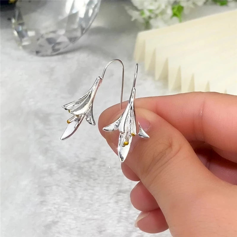 Silver Floral Earrings