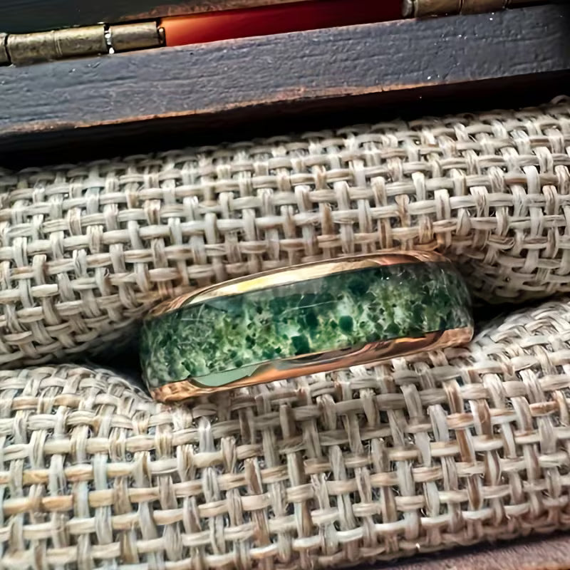 Emerald Band Ring