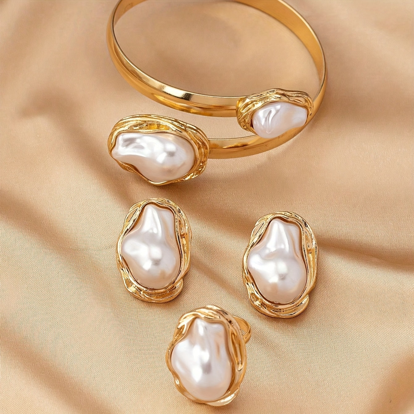 Vintage Pearl Sculpt Set