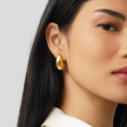 Minimal Teardrop Earrings