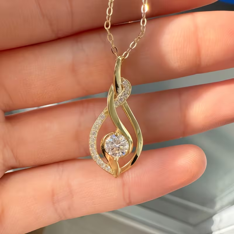 Loop Flow Necklace