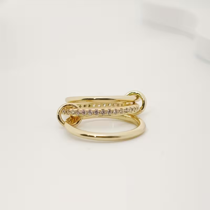 Golden Link Ring