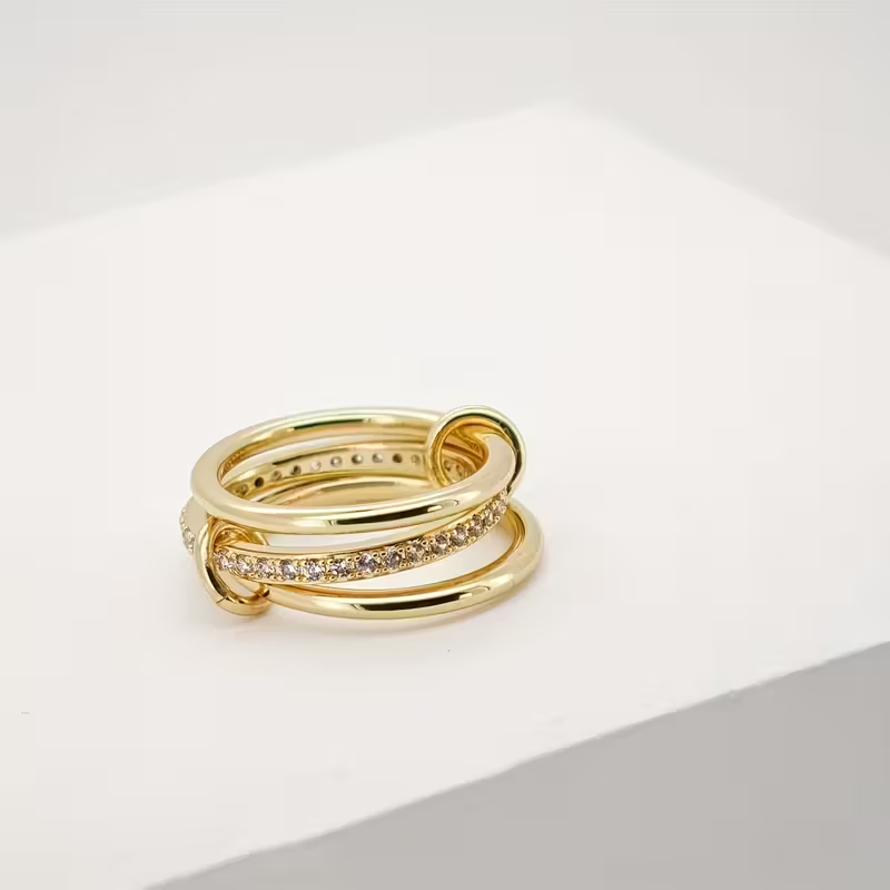Golden Link Ring