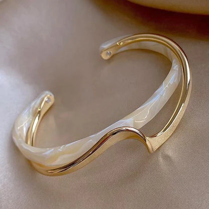 Opal Glow Bracelet
