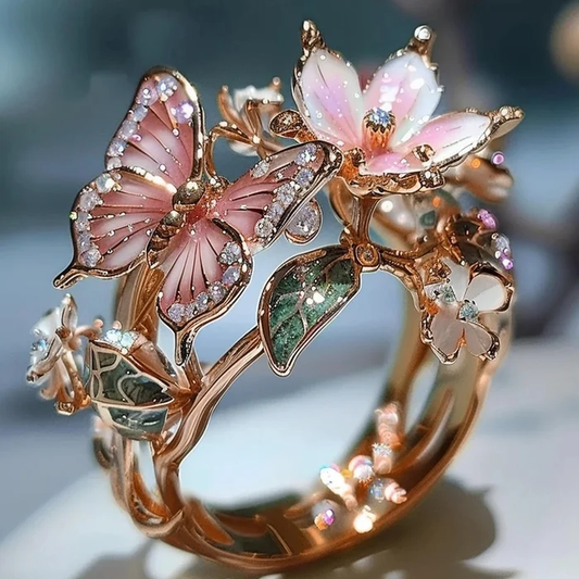 Golden Everbloom Ring
