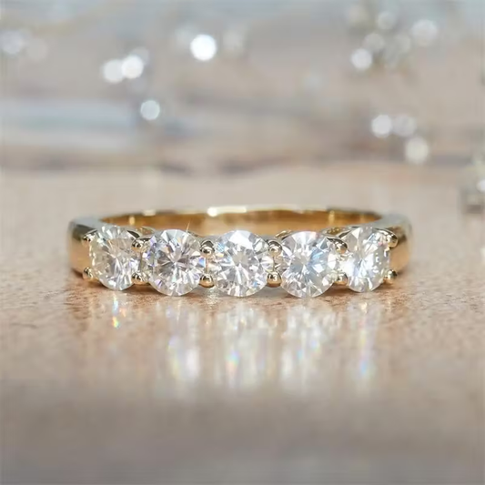 Classic Zirconia Ring