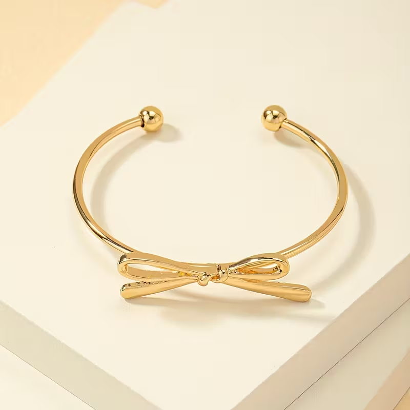 Golden Bow Bracelet