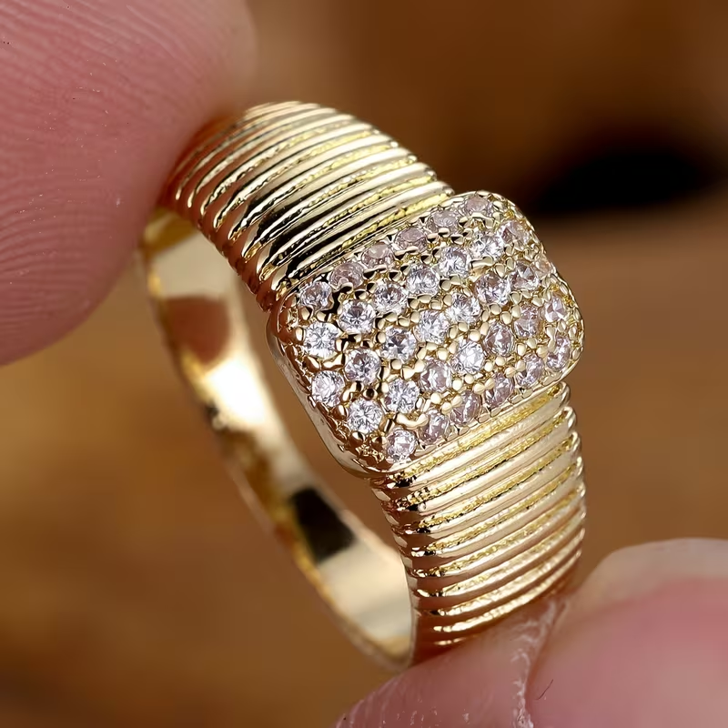 Golden Bold Spark Ring